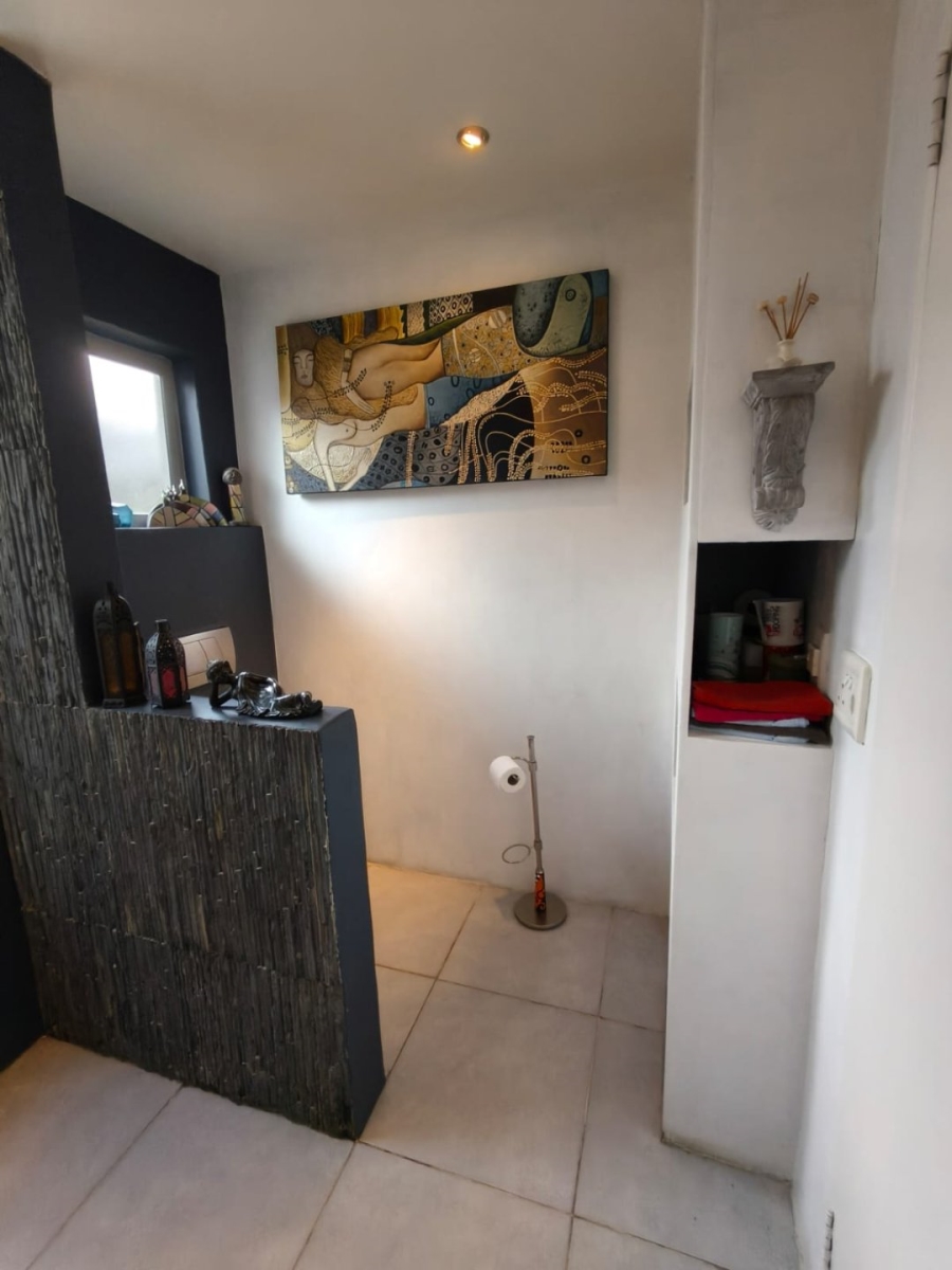 6 Bedroom Property for Sale in Dan Pienaar Free State
